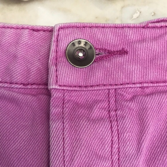 Roxy Pink Denim Button Fly Shorts Size 27 - Picture 2 of 16